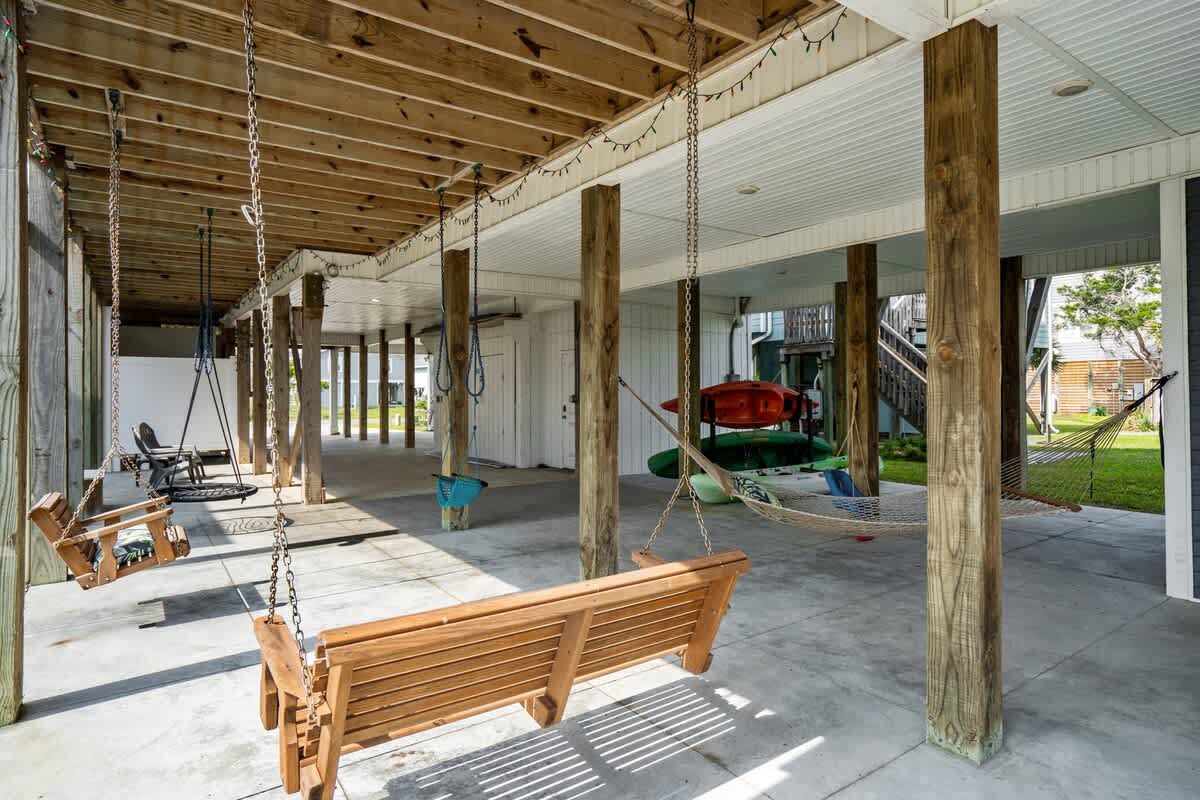 Moms Beach House family retreat two kitchens | Photo 90