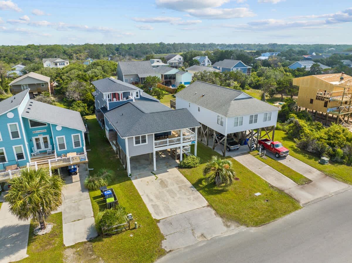 Moms Beach House family retreat two kitchens | Photo 98