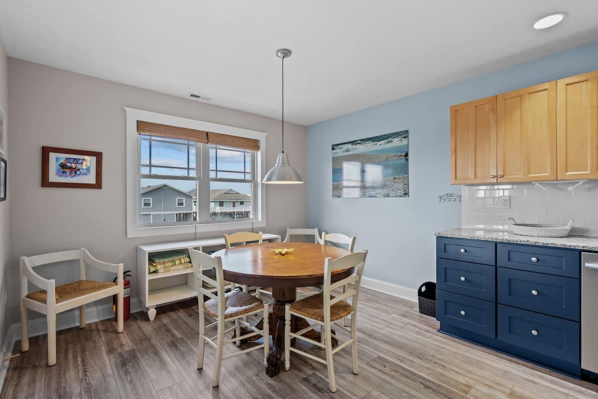 Moms Beach House family retreat two kitchens | Photo 67