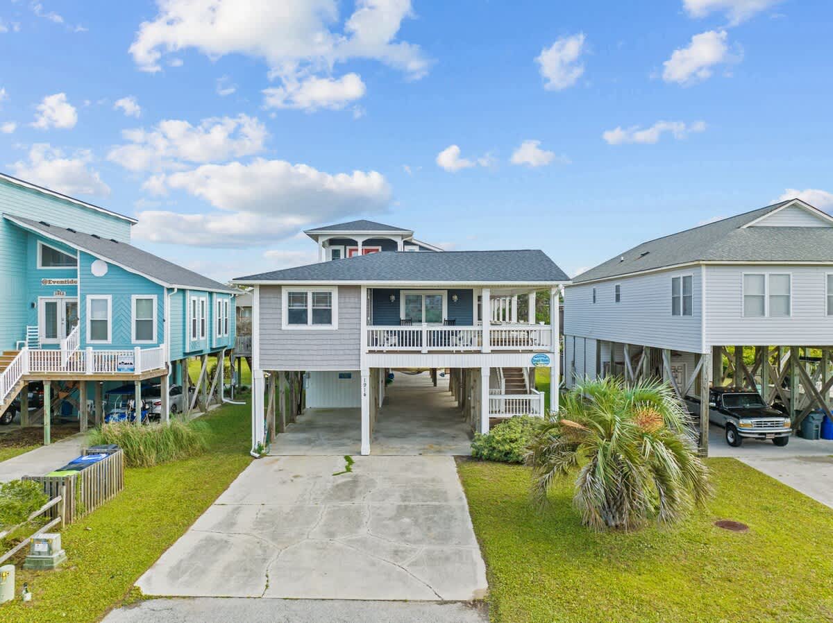 Moms Beach House family retreat two kitchens | Photo 7