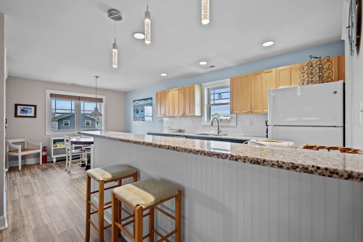 Moms Beach House family retreat two kitchens | Photo 64