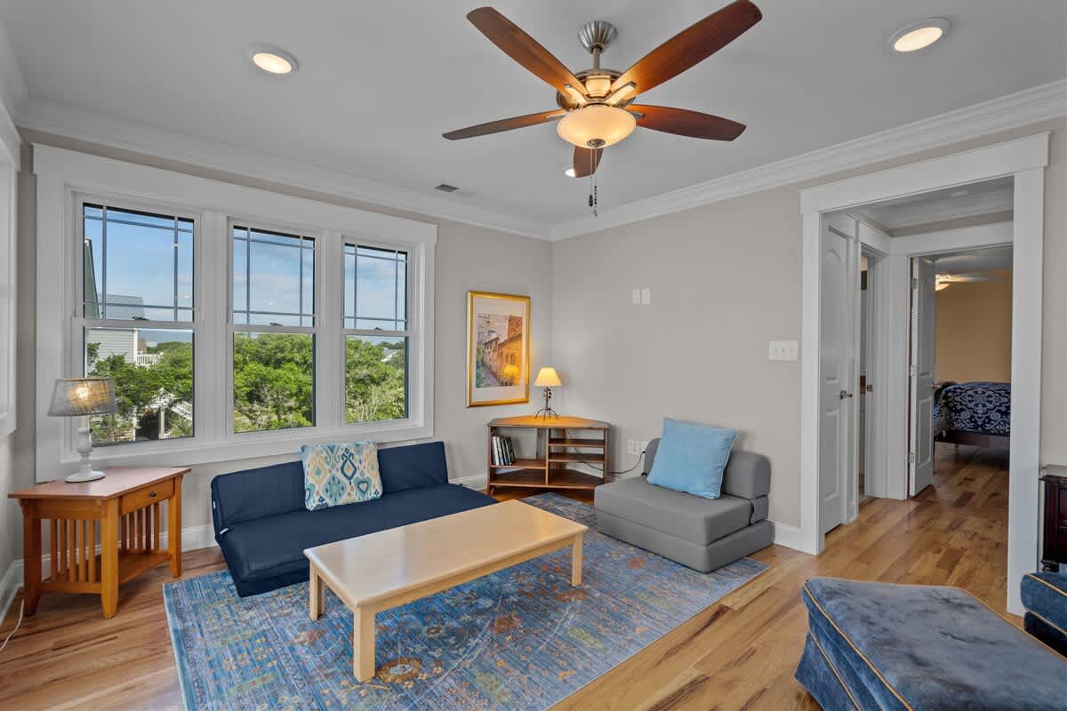 Moms Beach House family retreat two kitchens | Photo 33