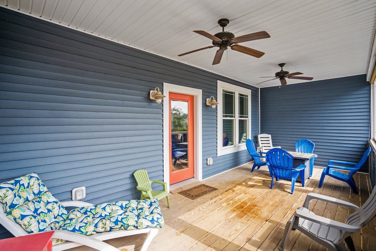 Moms Beach House family retreat two kitchens | Photo 44