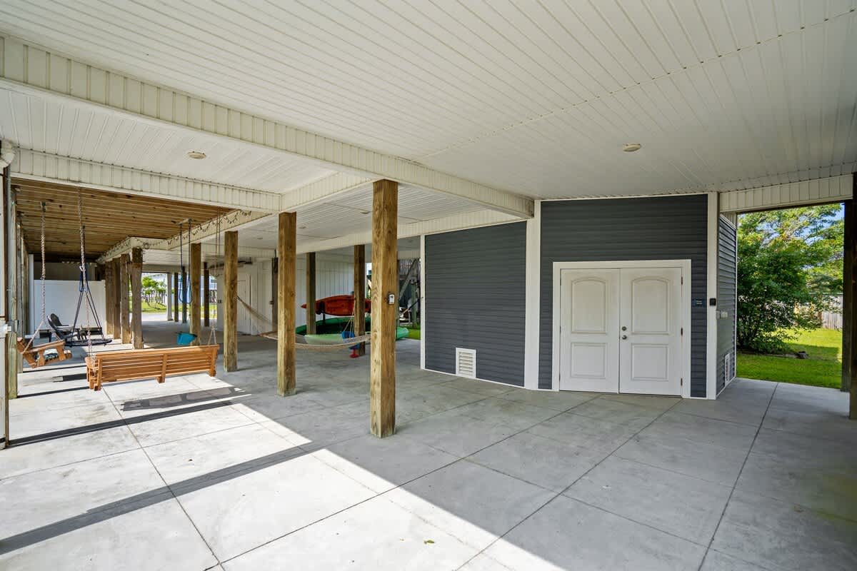 Moms Beach House family retreat two kitchens | Photo 89