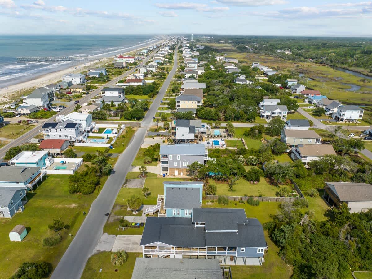 Moms Beach House family retreat two kitchens | Photo 97