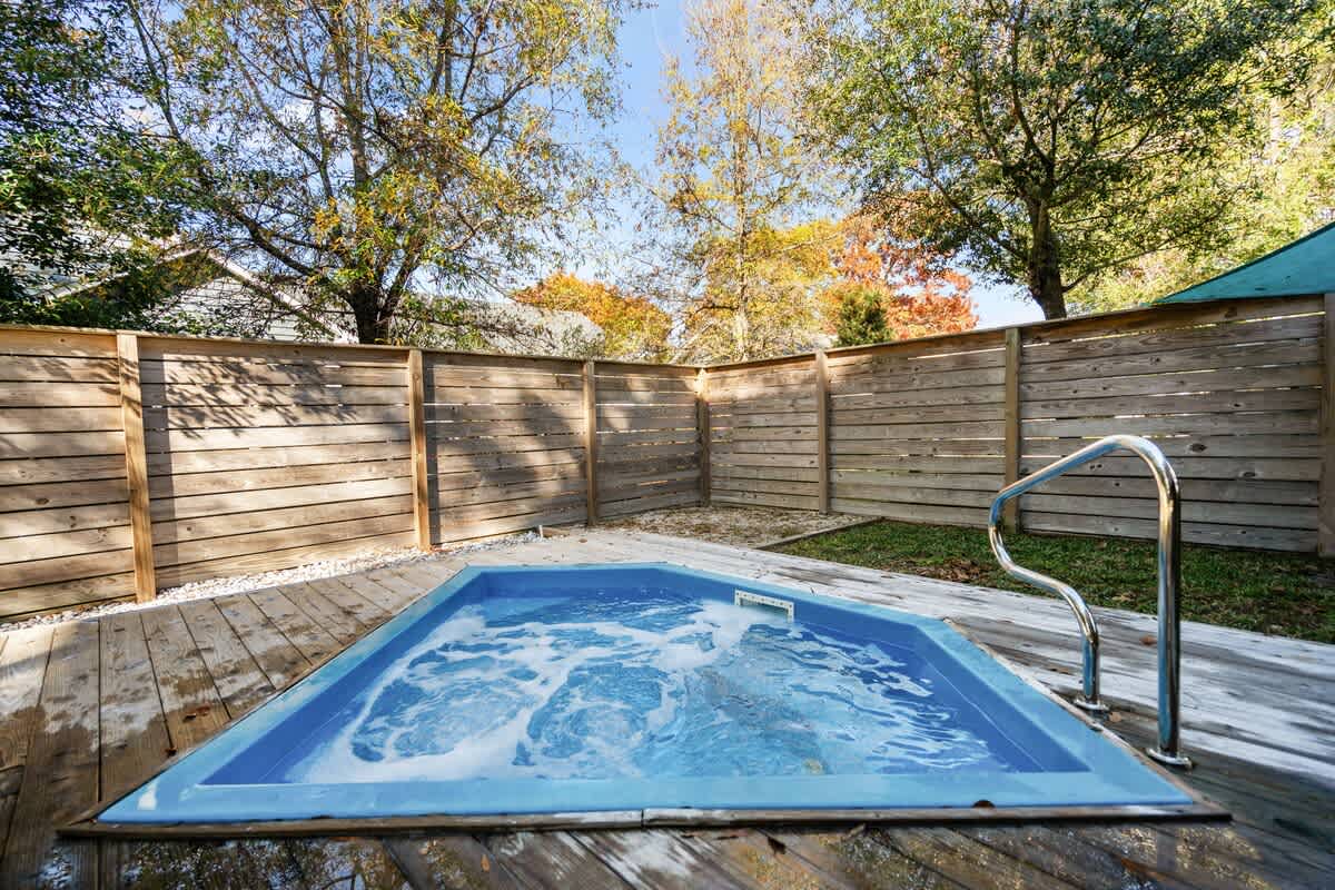 Great Location with Private Pool and inviting outdoor space The Marlin Club | Photo 2