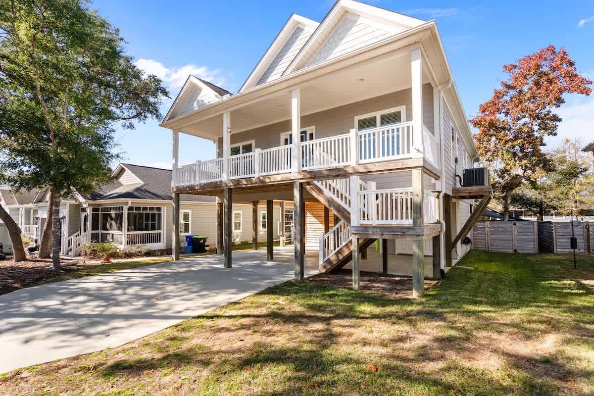 Great Location with Private Pool and inviting outdoor space The Marlin Club | Photo 17