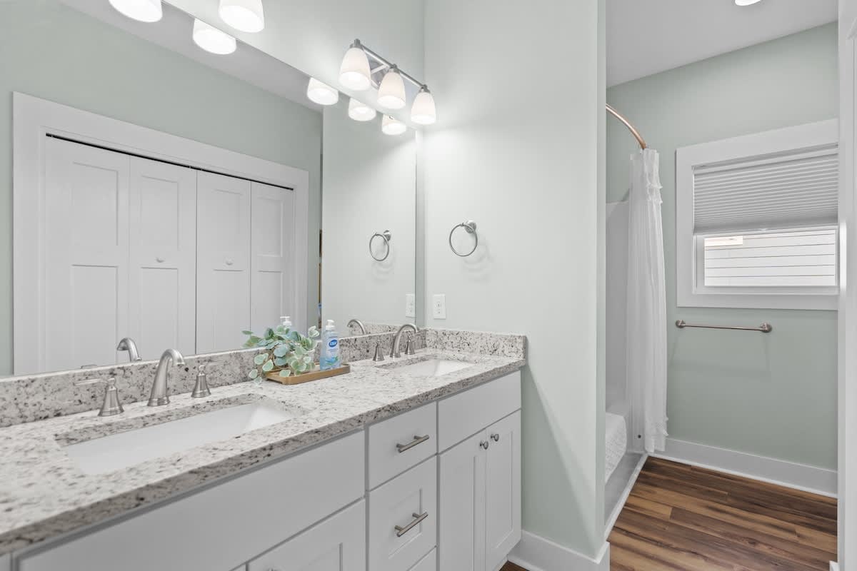 Great Location with Private Pool and inviting outdoor space The Marlin Club | Photo 27