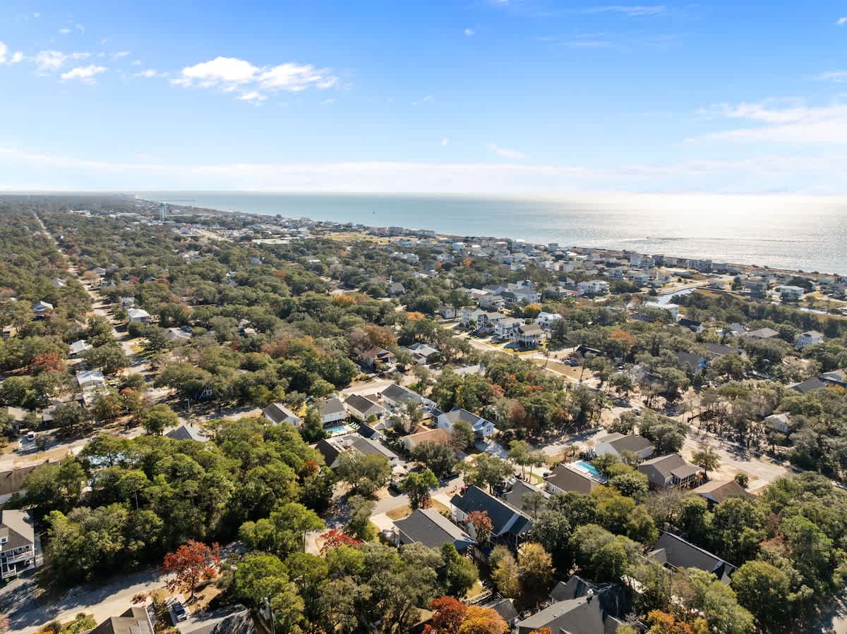 Great Location with Private Pool and inviting outdoor space The Marlin Club | Photo 11