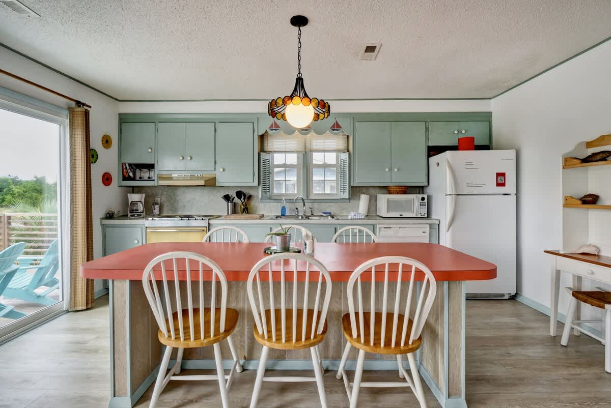 The Beach Break at the West End of Oak Island | Photo 9