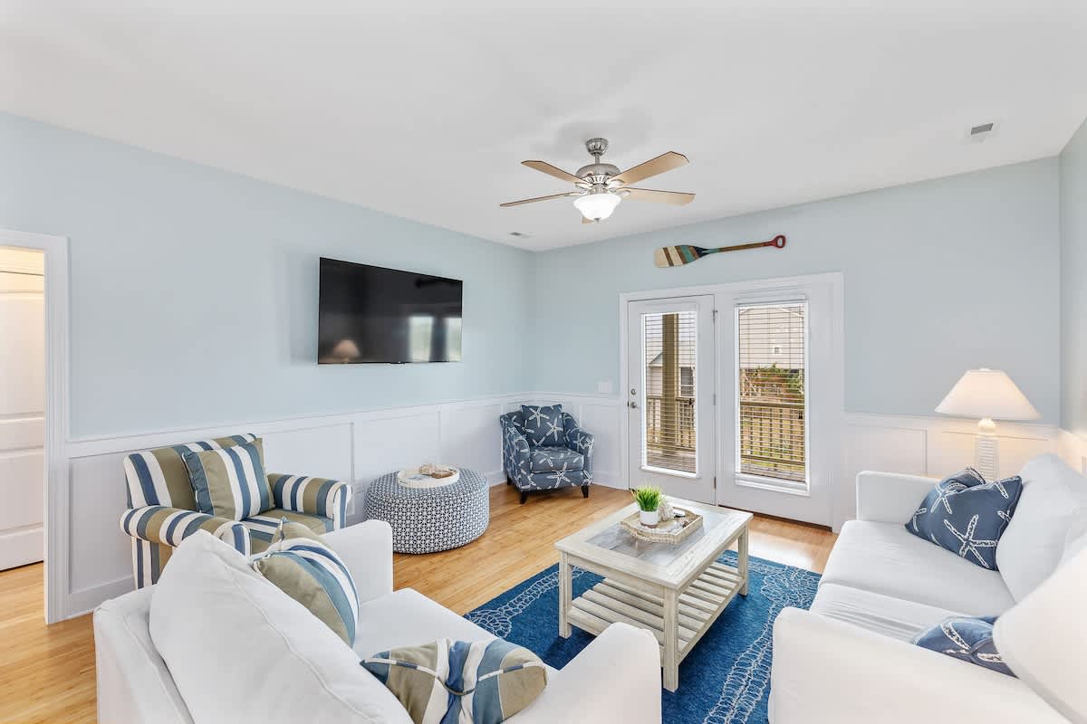 Toes in the Sand Ocean Views Steps from Beach | Photo 7