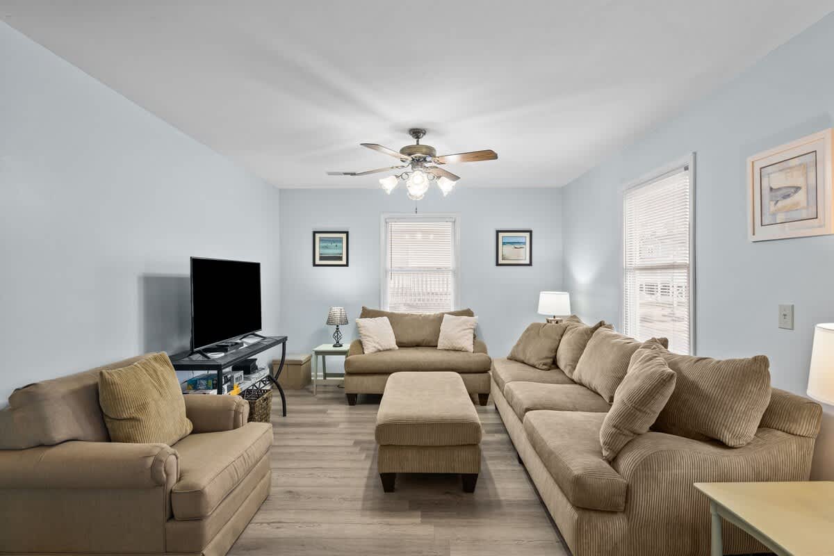 Salt Rock Ocean View Pet Friendly Walk to beach | Photo 13