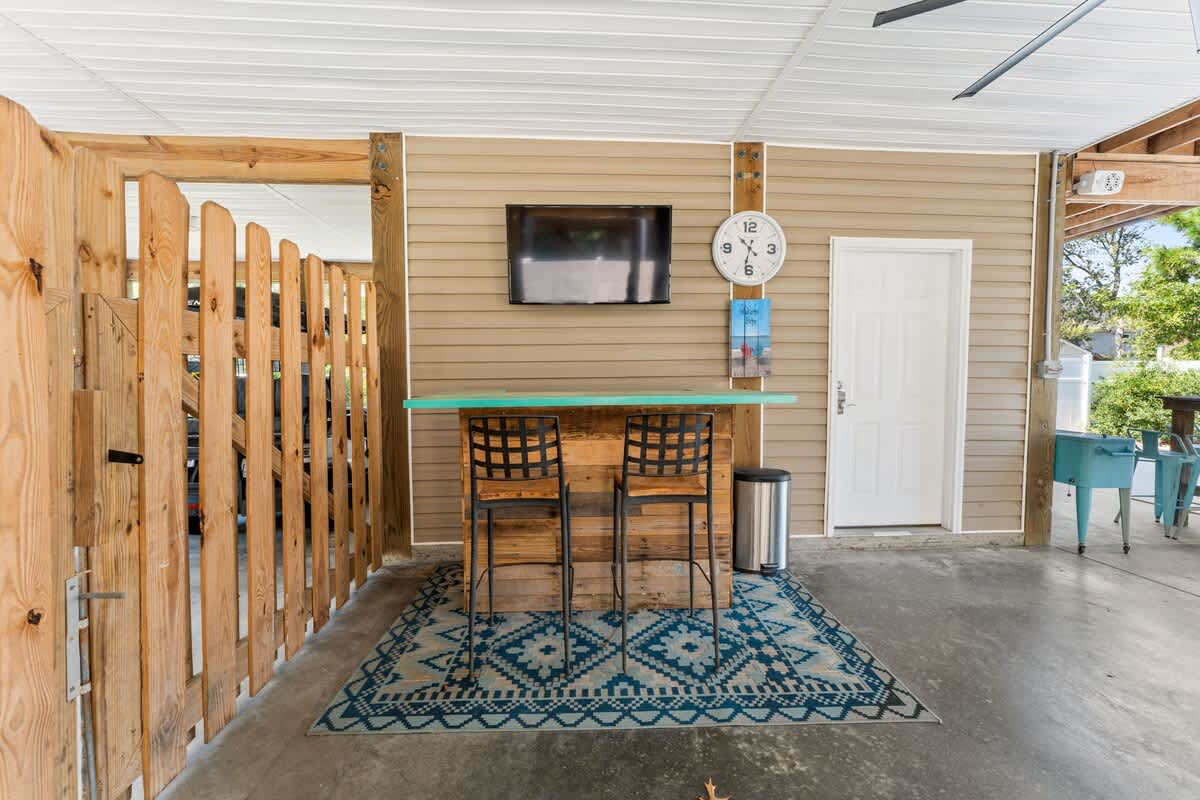 3 Little Birds Beach Pool | Photo 22