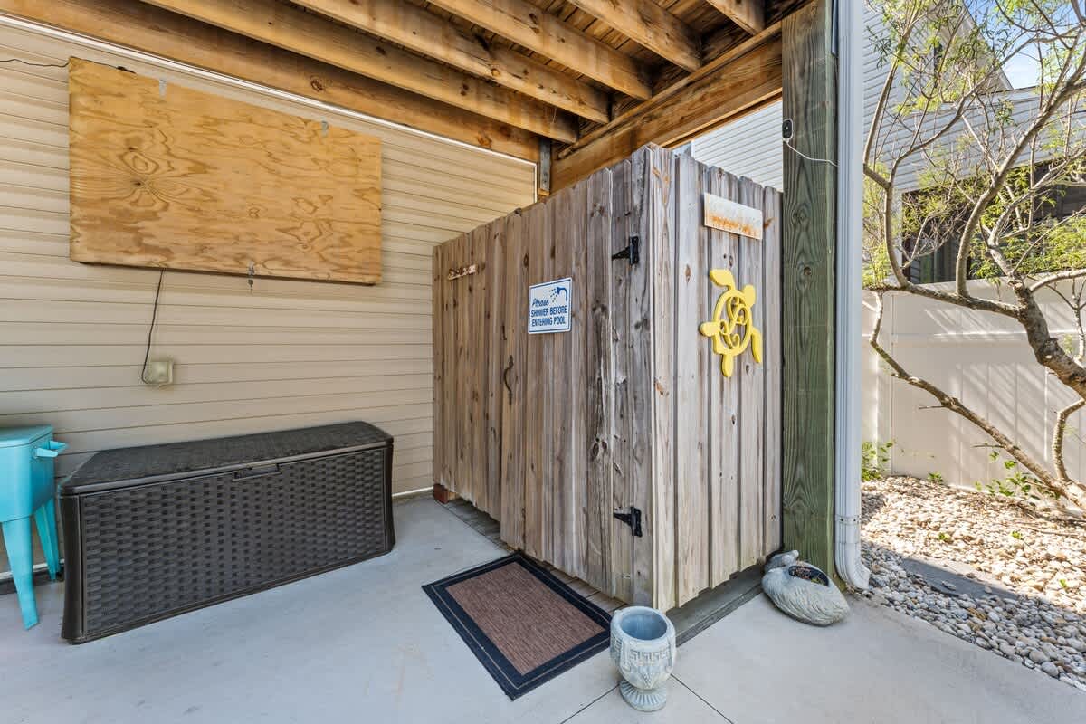 3 Little Birds Beach Pool | Photo 17