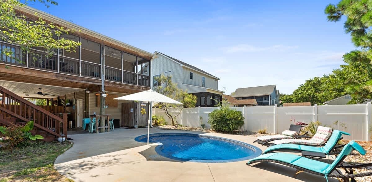 3 Little Birds Beach Pool | Photo 24