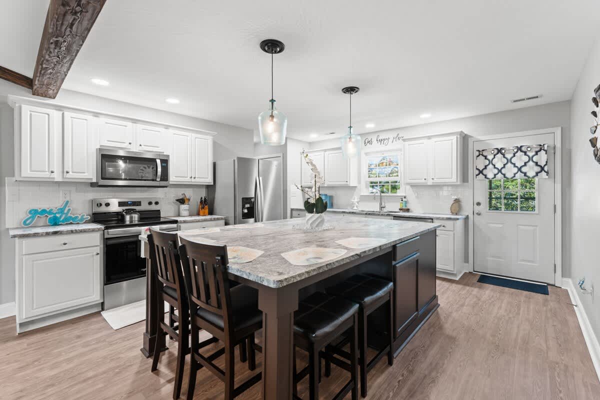 3 Little Birds Beach Pool | Photo 6