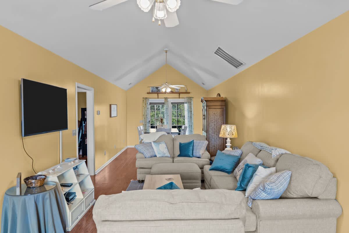 The Seashell Cottage | Photo 12