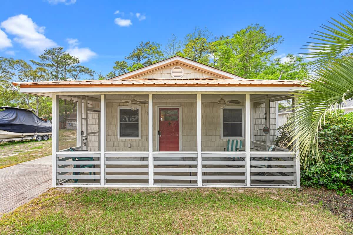 Beach Ya To IT A Short Walk to The Beach | Photo 26