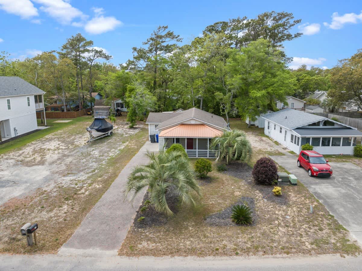 Beach Ya To IT A Short Walk to The Beach | Photo 36