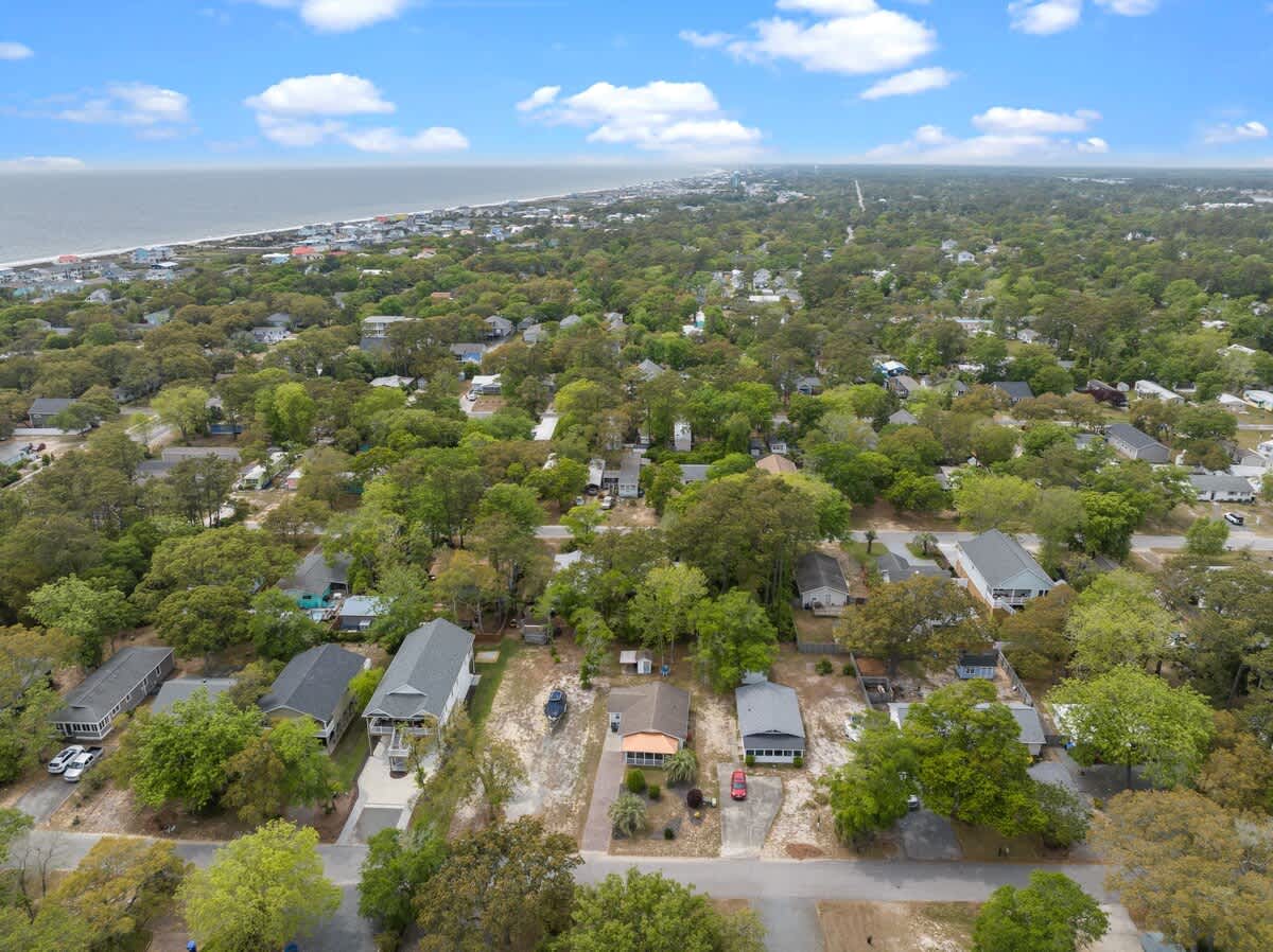 Beach Ya To IT A Short Walk to The Beach | Photo 38