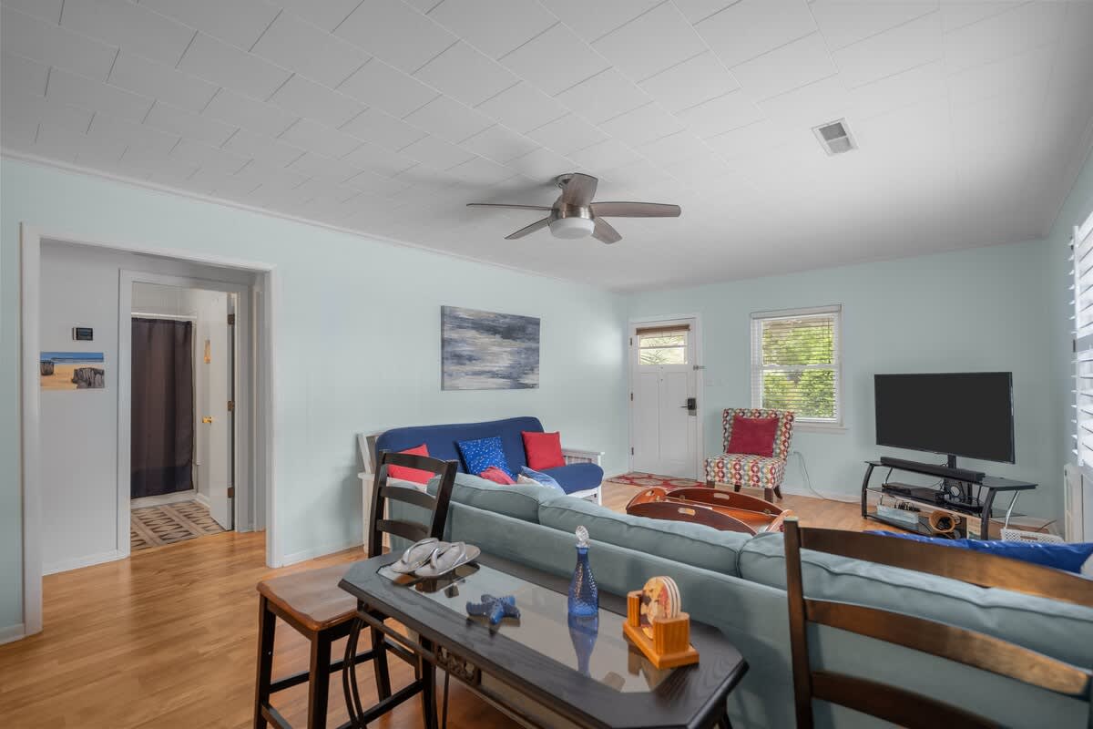 Beach Ya To IT A Short Walk to The Beach | Photo 7