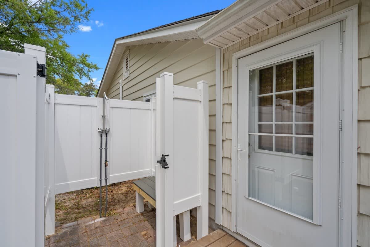 Beach Ya To IT A Short Walk to The Beach | Photo 23