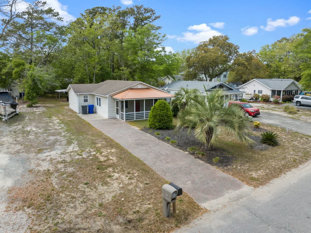 Beach Ya To IT A Short Walk to The Beach | Photo 35