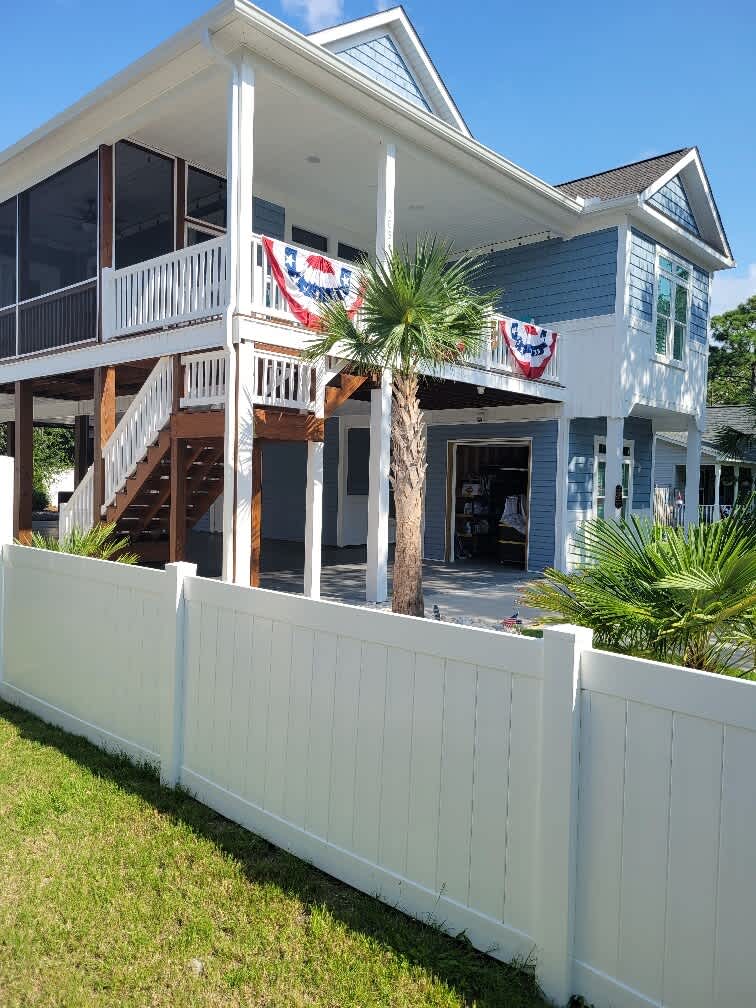 Surf Shack | Photo 6