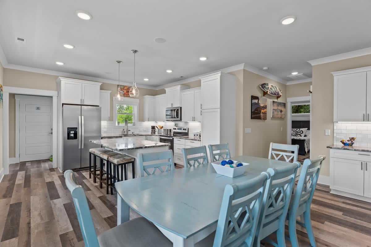 Surf Shack | Photo 36