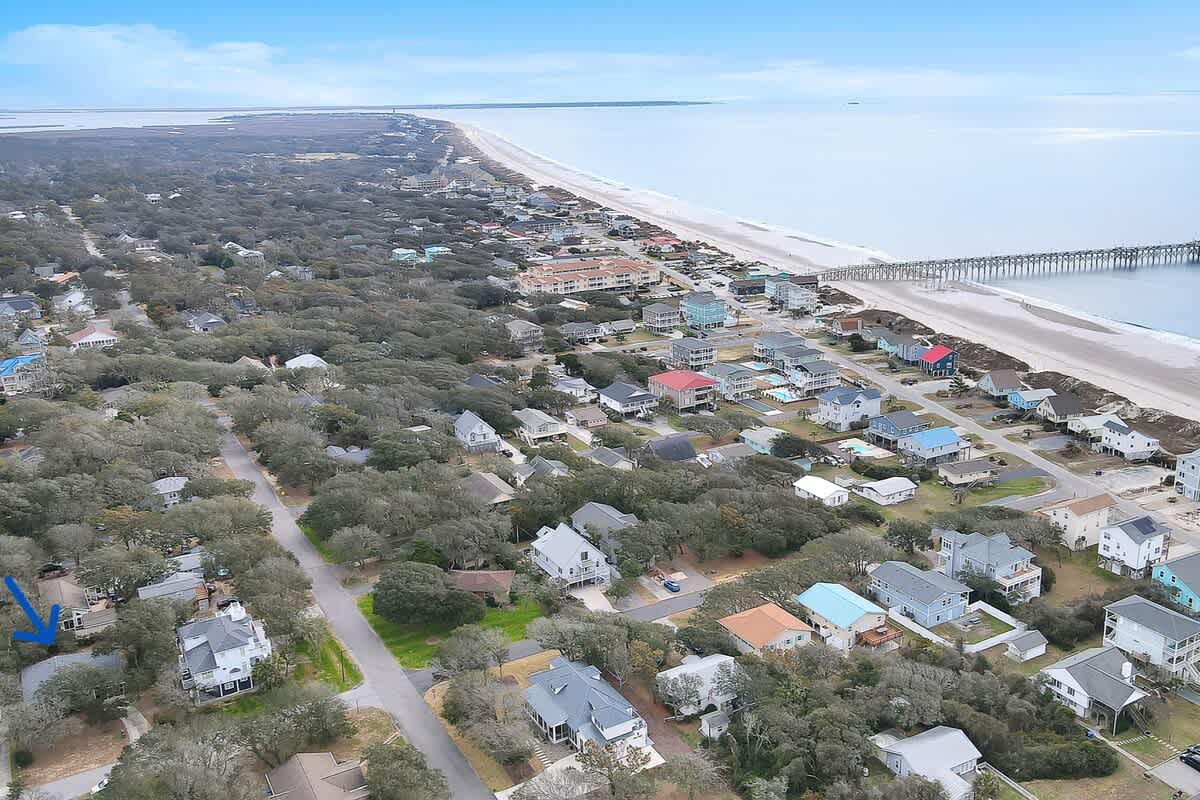 2 blocks from Oak Island Pier (Yaupon Beach Fishing Pier)