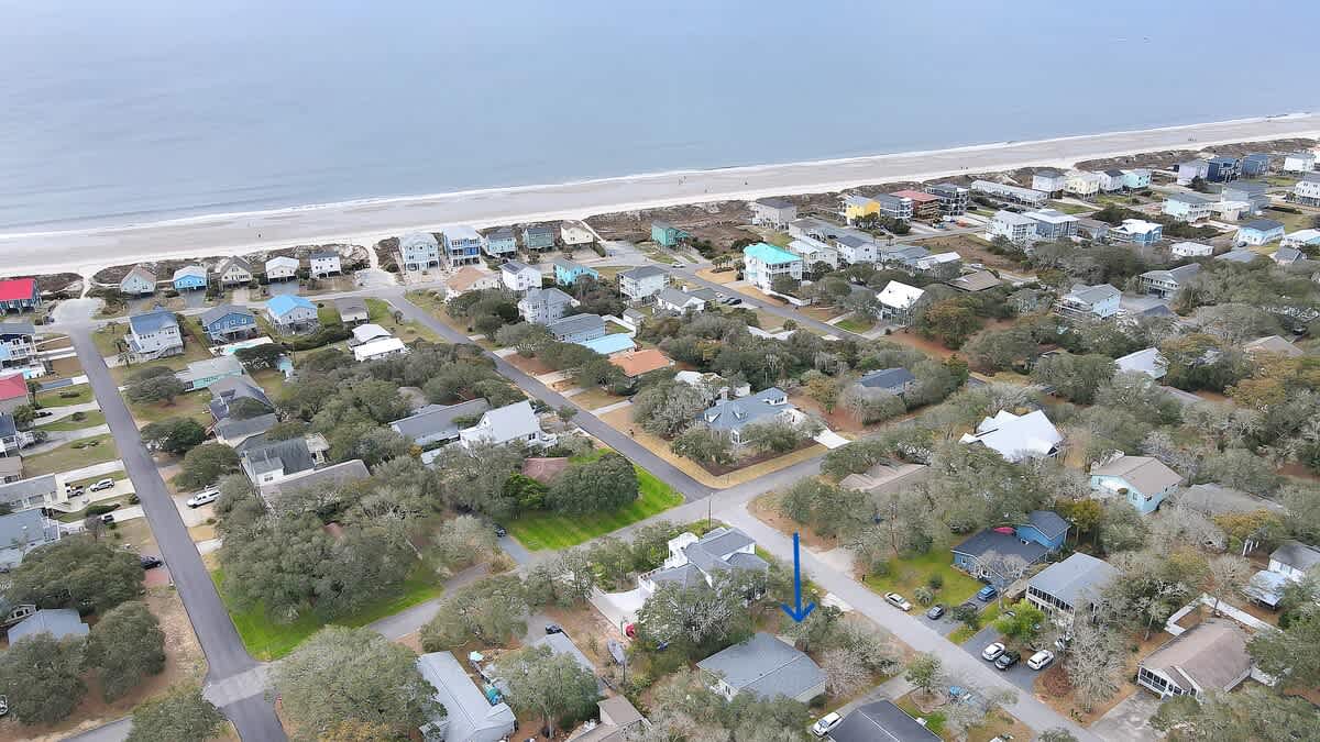 Short walk to the beach