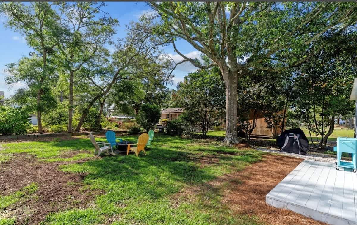 Family Beach Retreat Dog Friendly Steps to Sand | Photo 21