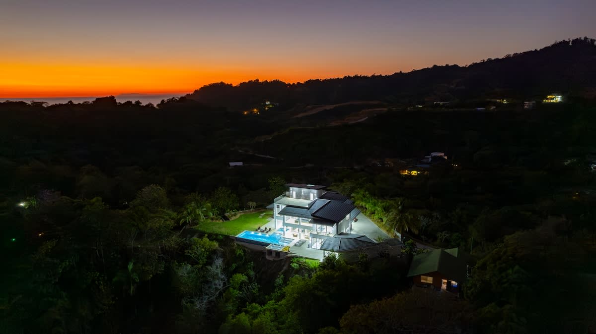 Casa Marlin Jaco -Completed 2024