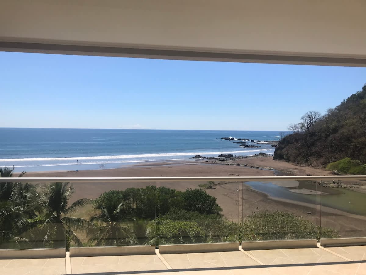 7th Floor Direct Ocean View Penthouse -Parties OK.