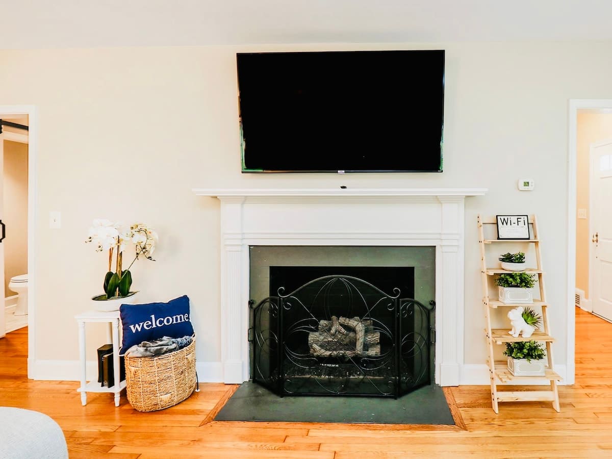 Home on Sunset: Warm, Relaxed, Family Ready