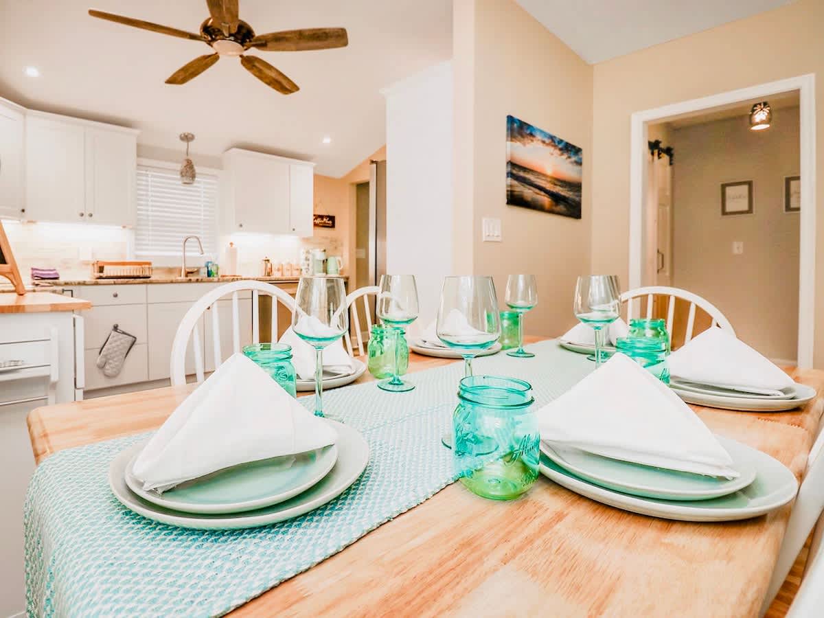 Home on Sunset: Warm, Relaxed, Family Ready