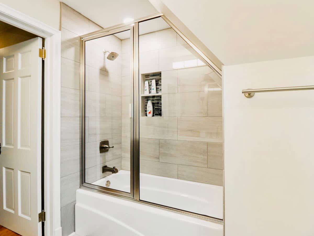 Home on Sunset: Warm, Relaxed, Family Ready