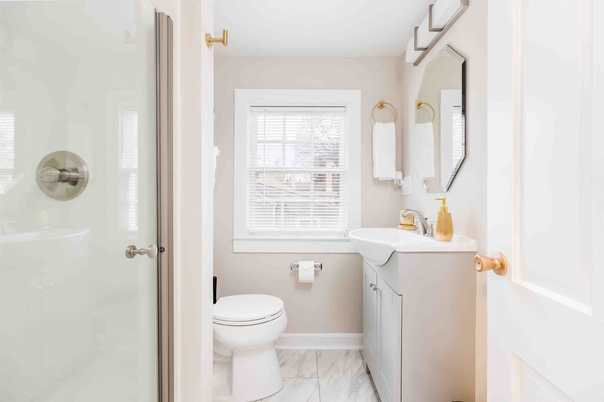 Westwood Retreat: Chic Interiors in a Premier Neighborhood