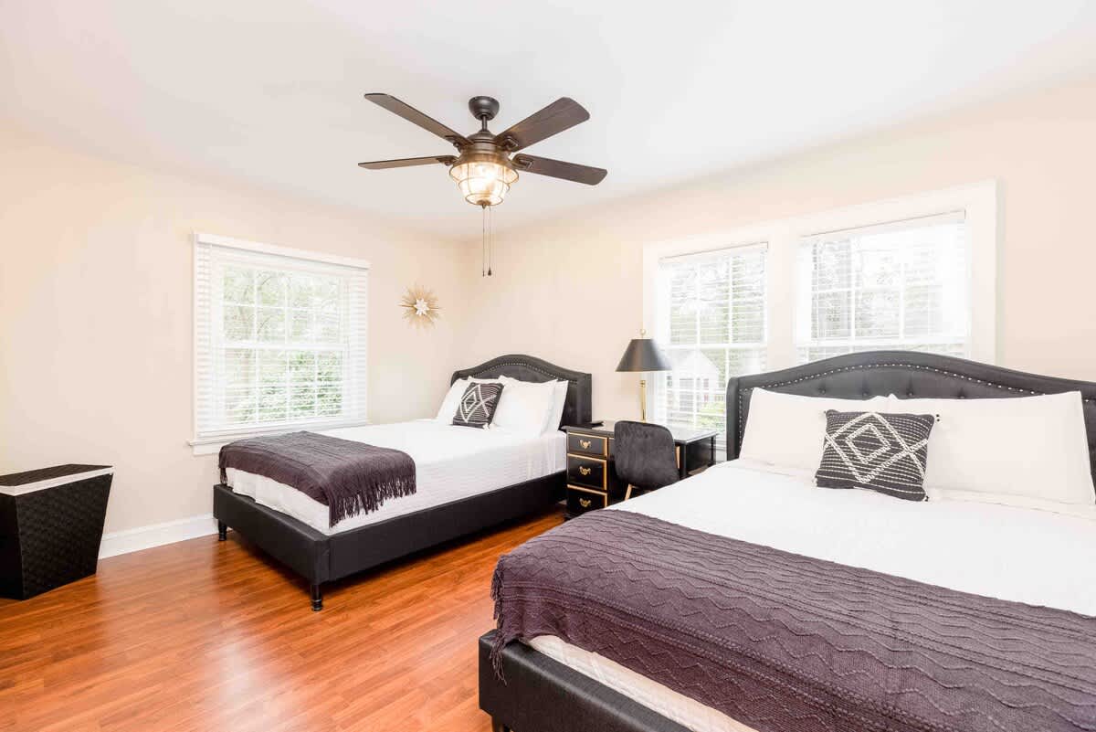 Westwood Retreat: Chic Interiors in a Premier Neighborhood