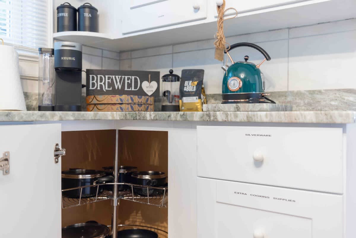 Westwood Retreat: Chic Interiors in a Premier Neighborhood