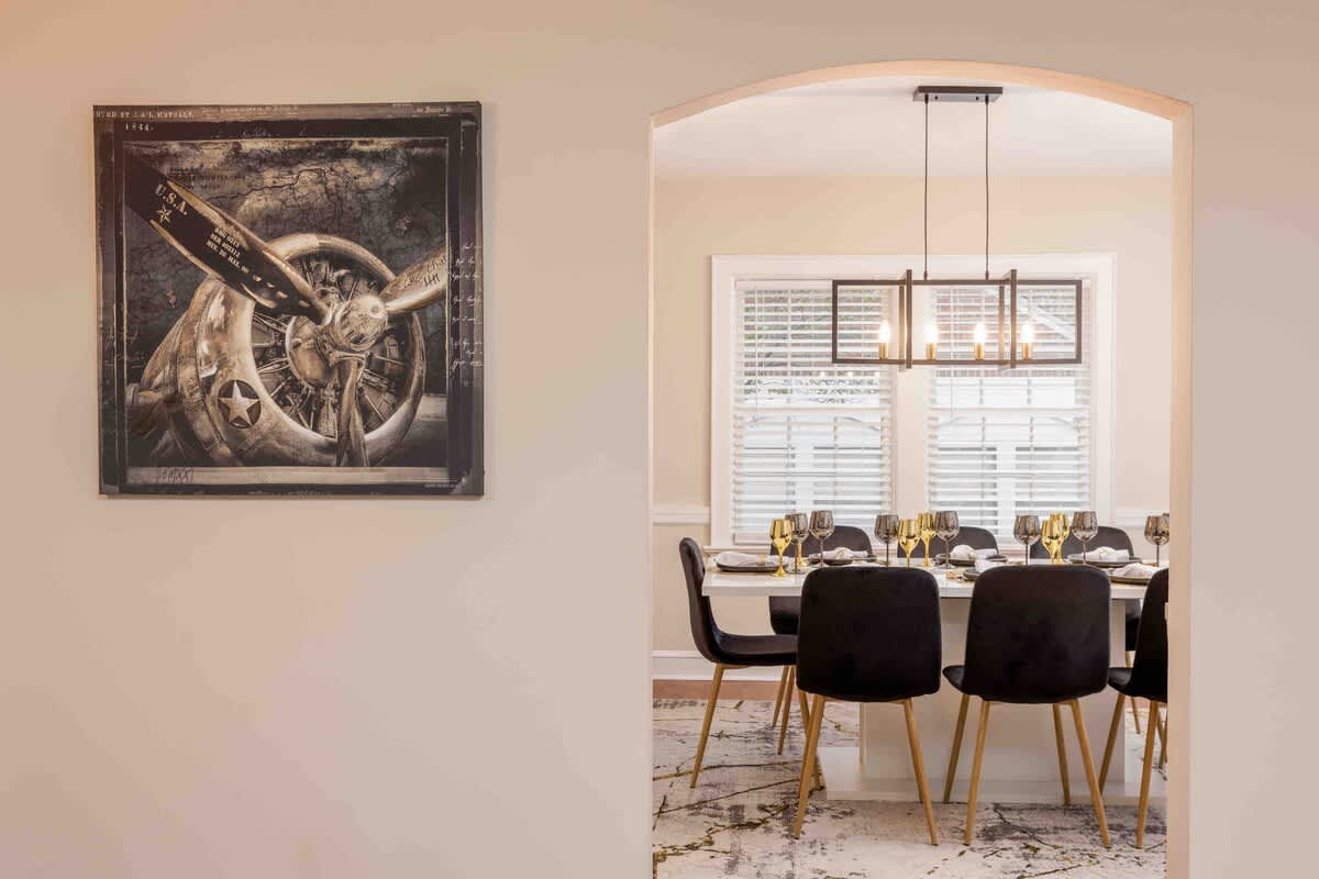 Westwood Retreat: Chic Interiors in a Premier Neighborhood