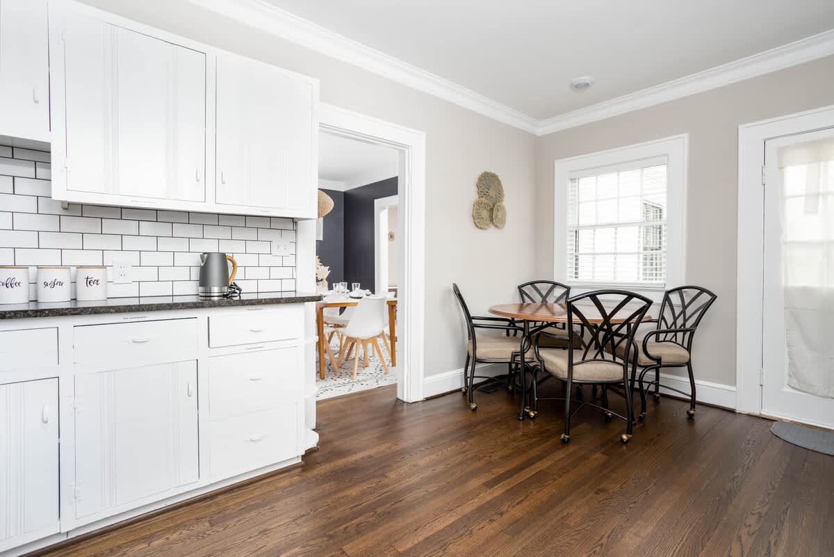 Emerywood Retreat: Chic Interiors in a Premier Neighborhood