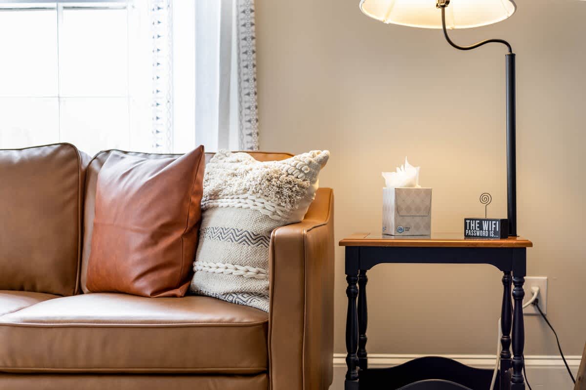 Emerywood Retreat: Chic Interiors in a Premier Neighborhood