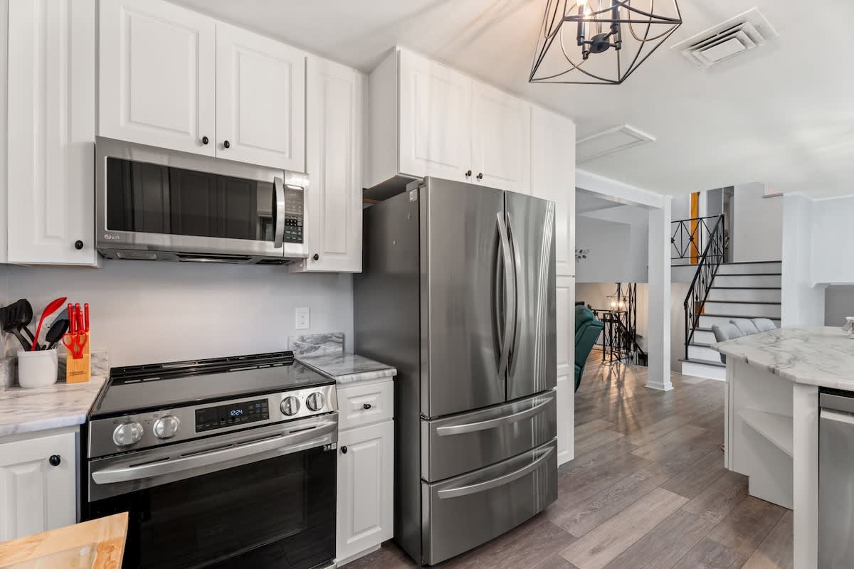 Arden Place Oasis: Private Pool & Serene Outdoor Living