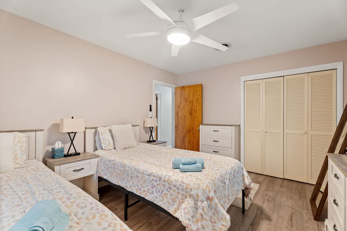 Arden Place Oasis: Private Pool & Serene Outdoor Living