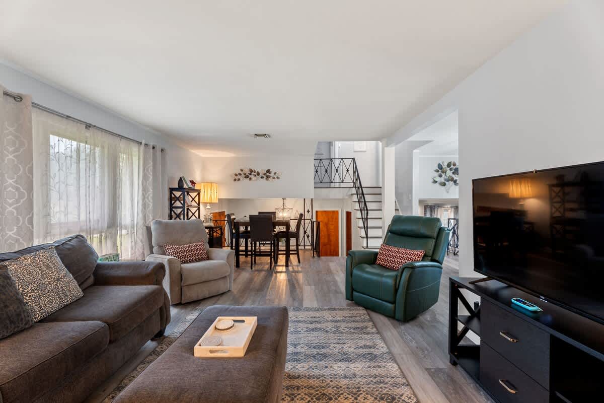 Arden Place Oasis: Private Pool & Serene Outdoor Living