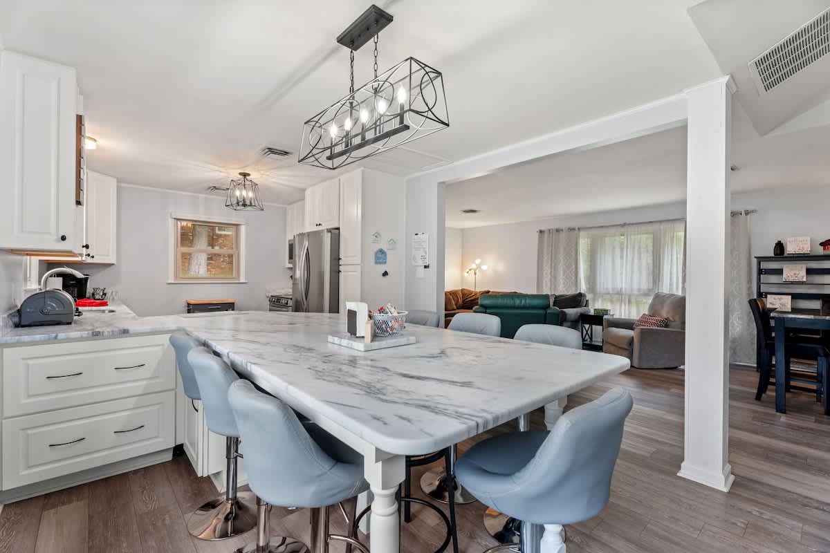 Arden Place Oasis: Private Pool & Serene Outdoor Living