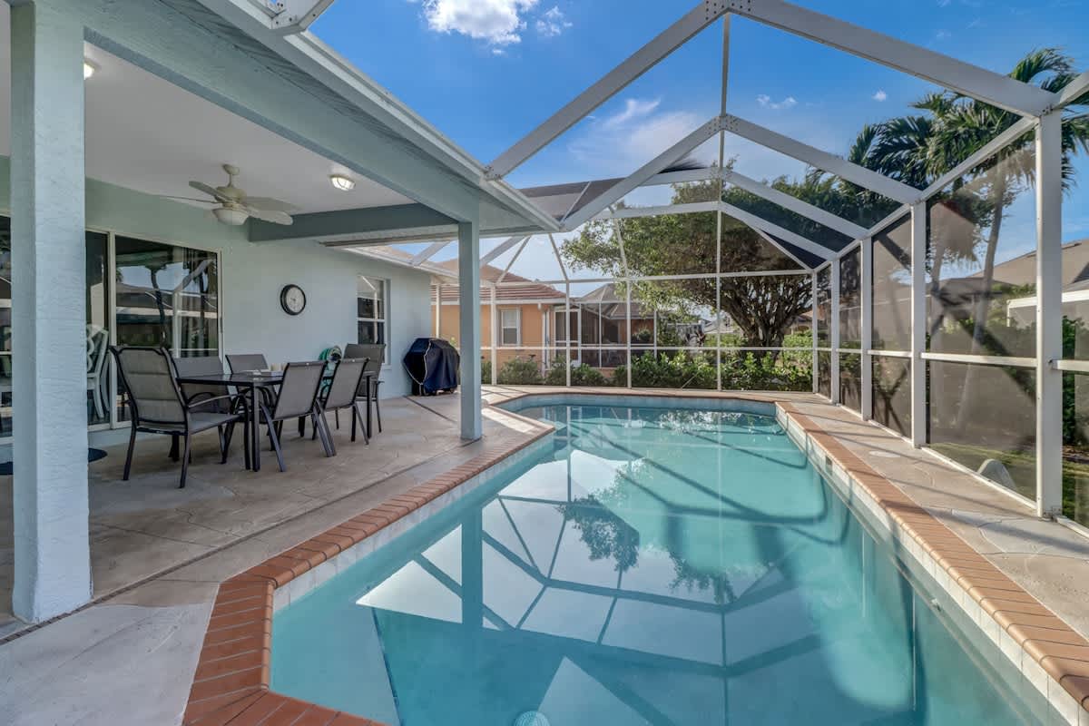 3BR Pristine House with Pool in Marco l Close to B — Marco Island, FL — vacation rental