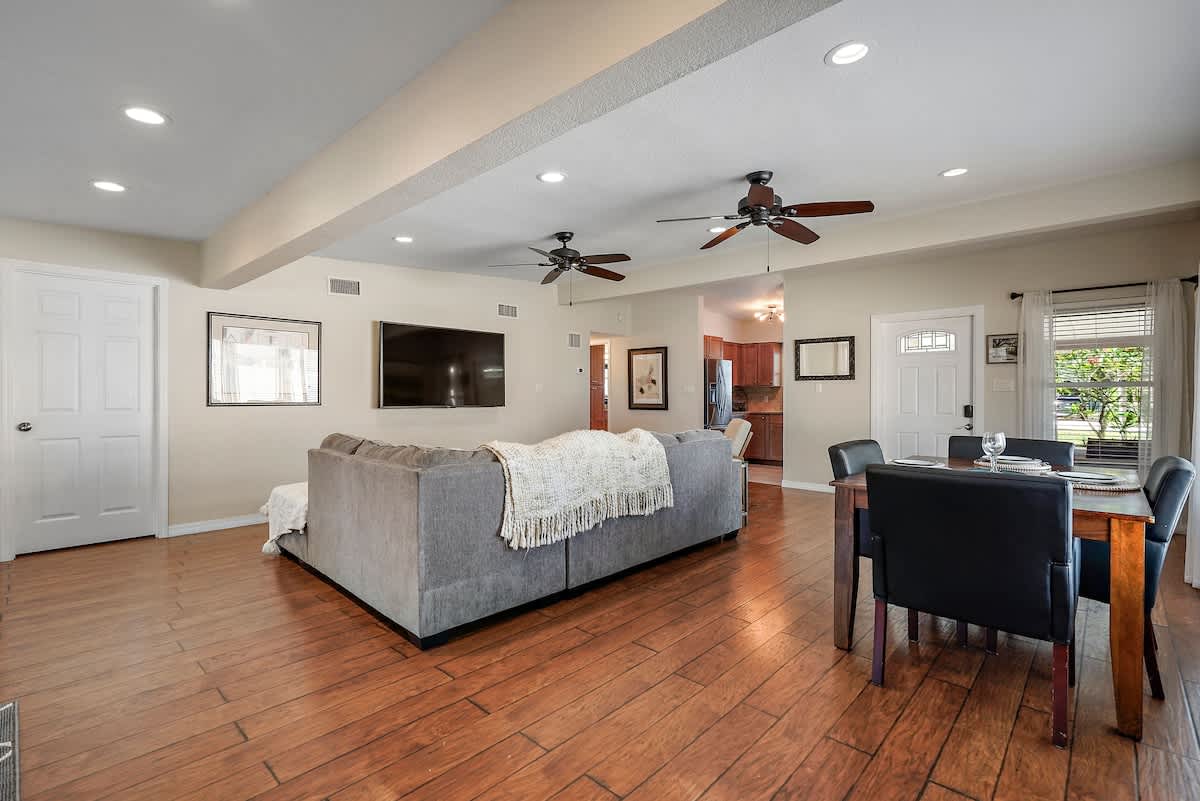 3BR Retreat in St. Pete - Close to beaches — St. Petersburg, FL — vacation rental