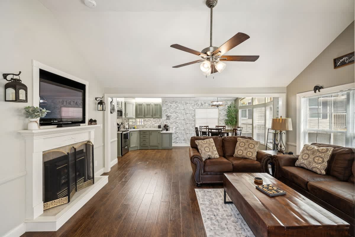 Lovely 2BD 2BTH Home in Townsend TN — Townsend, TN — vacation rental